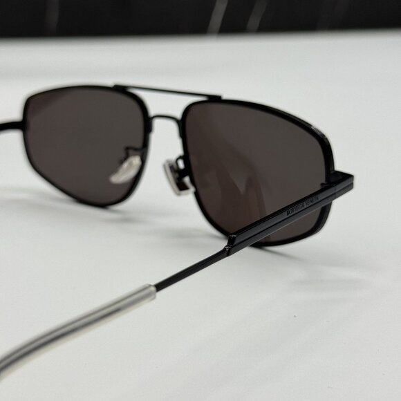 NEW BOTTEGA VENETA BV1125S 001 AVIATOR BLACK UNISEX SUNGLASSES BOTTEGA VENETA - Picture 6 of 11